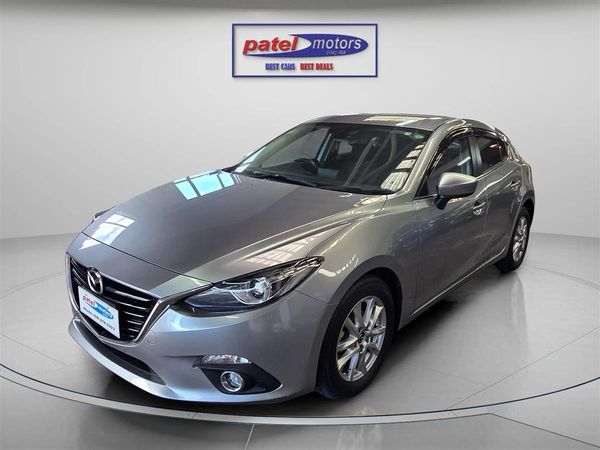 2016 Mazda Axela Carousel 3