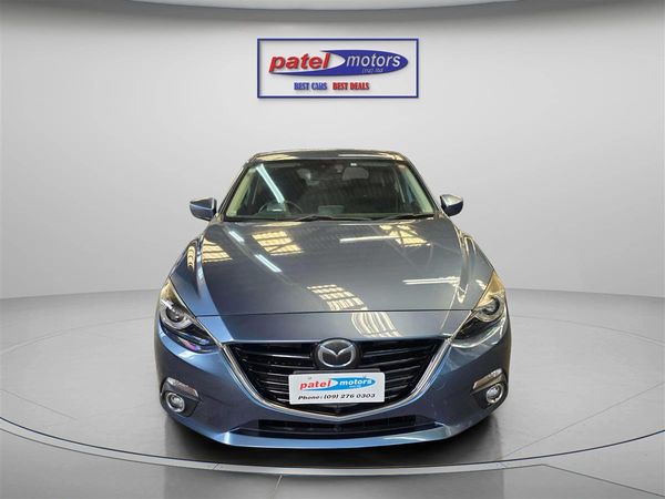 2015 Mazda Axela Carousel 6