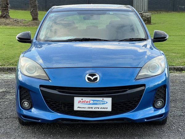 2012 Mazda Axela 20S SPORTS !! VERY LOW KMS !! Carousel 6
