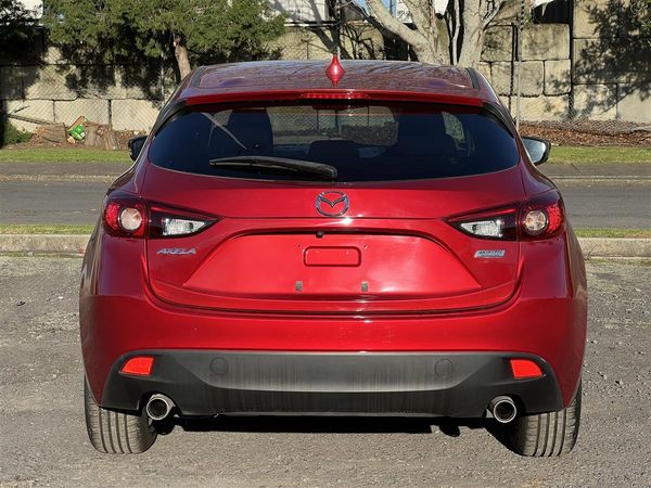 2016 Mazda Axela Low Mileage !! Paddle shifts !! Blutooth Carousel 5