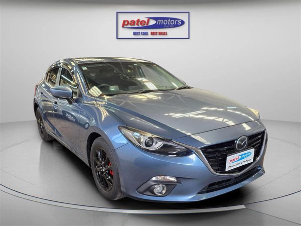2015 Mazda Axela Carousel 2