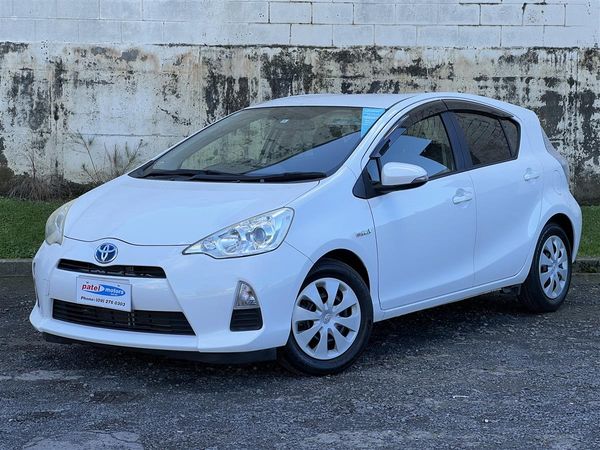 2012 Toyota Aqua G / PUSH START