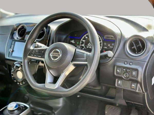 2016 Nissan Note E POWER Carousel 11
