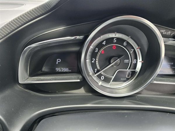 2016 Mazda Axela 20S !! Pristine condition Carousel 14
