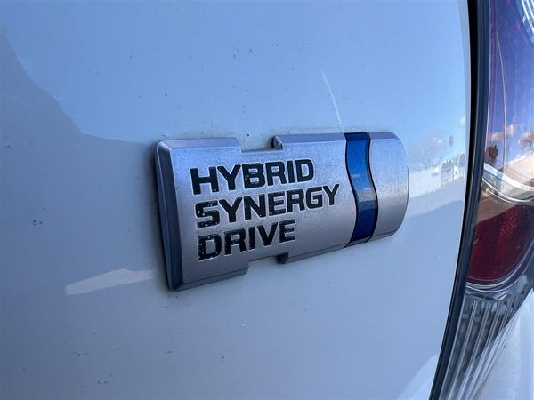 2012 Toyota Aqua G / PUSH START Carousel 9