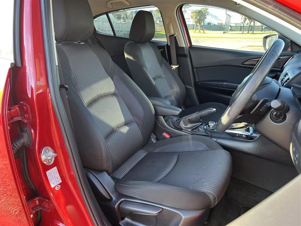2016 Mazda Axela Low Mileage !! Paddle shifts !! Blutooth Carousel 15