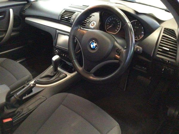 2010 BMW 116i Carousel 6