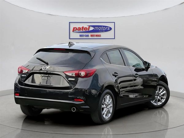 2017 Mazda Axela 1500cc, Low Km Carousel 3