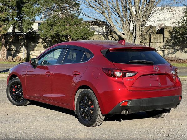2016 Mazda Axela Low Mileage !! Paddle shifts !! Blutooth Carousel 3