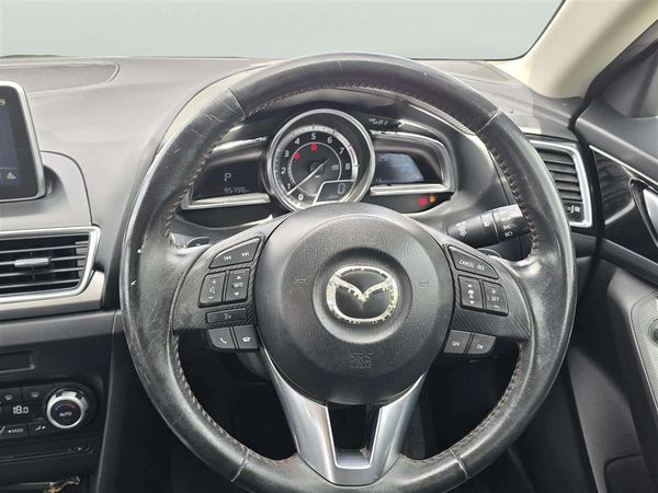 2016 Mazda Axela 20S !! Pristine condition Carousel 13
