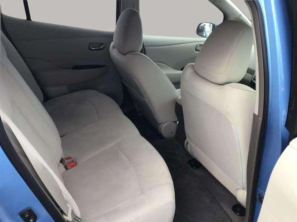2011 Nissan Leaf Carousel 16