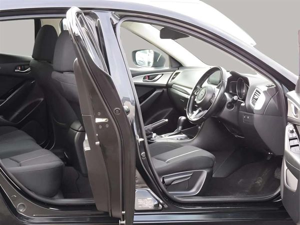 2017 Mazda Axela 1500cc, Low Km Carousel 10