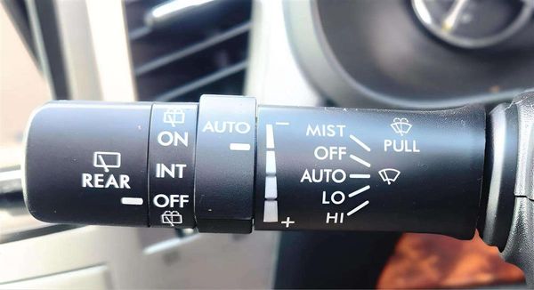 2010 Subaru Legacy Carousel 12
