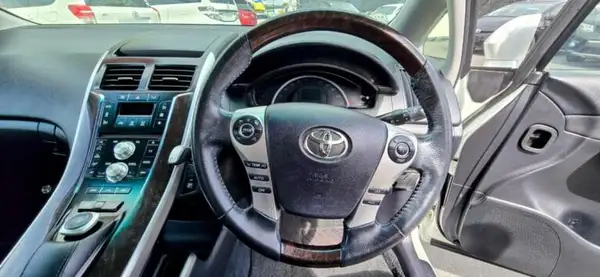 2013 Toyota Sai *Front Heated Seats Carousel 3