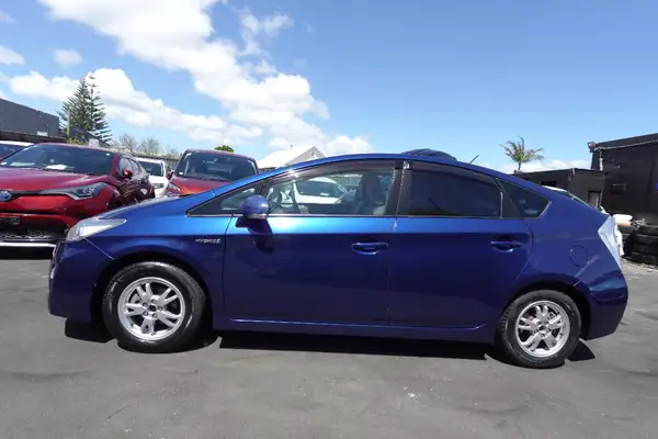 2010 Toyota Prius Carousel 5