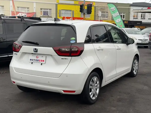 2020 Honda Fit E:HEV HOME Carousel 6