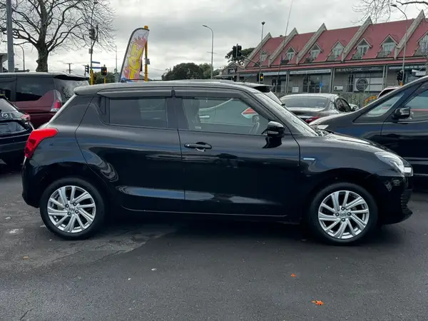 2020 Suzuki Swift 5D HYBRID MG Carousel 4