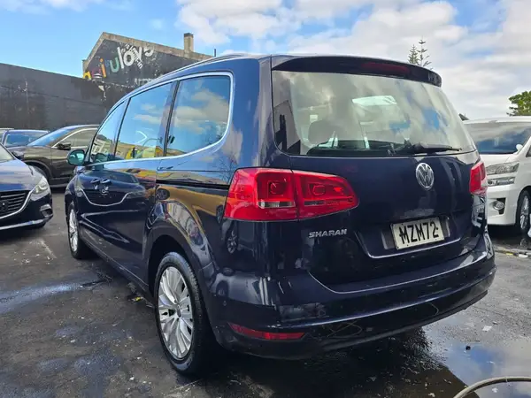2013 Volkswagen Sharan 2.0 TSI AT Carousel 7