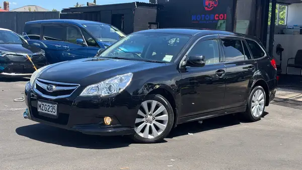 2010 Subaru Legacy Carousel 2