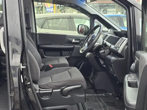 2012 Honda Step Wagon SPADA Z INTERNAVI SELECTION Carousel 4