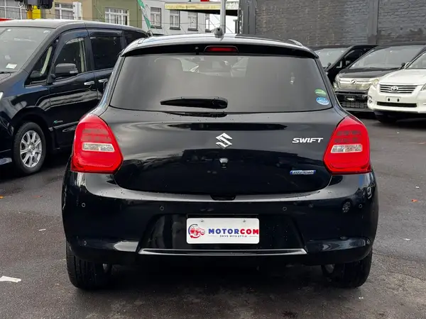 2020 Suzuki Swift 5D HYBRID MG Carousel 6