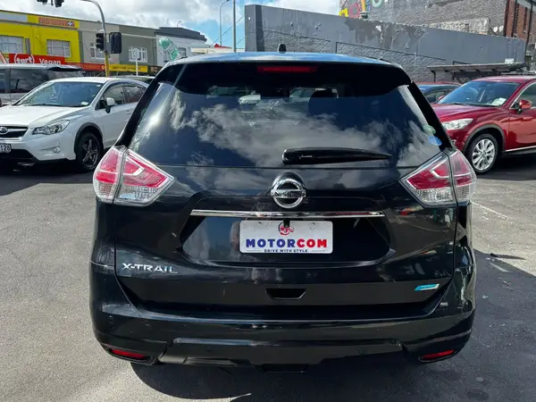 2015 Nissan X-Trail 20X EMERGENCY BRAKE PACKAGE Carousel 4