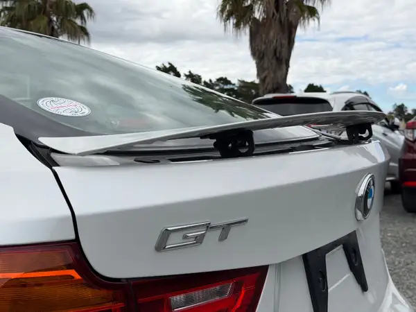 2014 BMW 320i I GRAN TURISMO SPORT Carousel 2