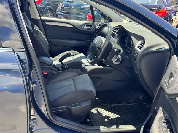 2012 Citroen C4 Carousel 6
