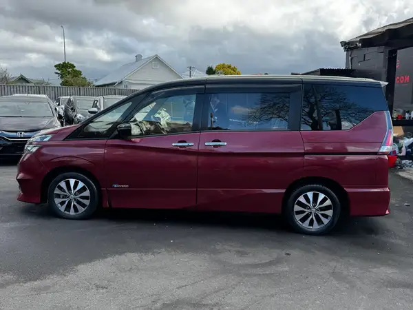2016 Nissan Serena HIGHWAY STAR G Carousel 7