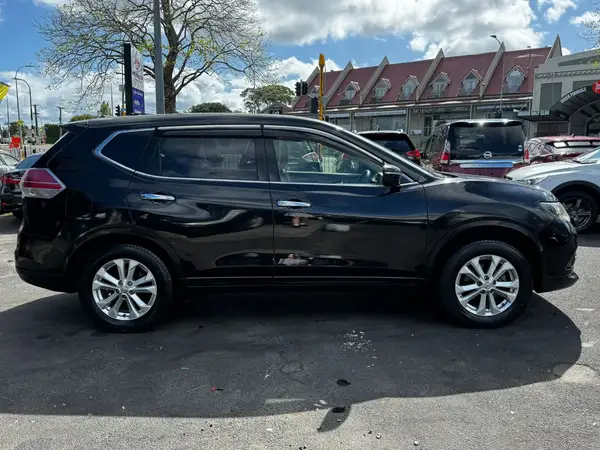 2015 Nissan X-Trail 20X EMERGENCY BRAKE PACKAGE Carousel 2