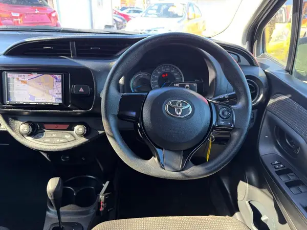 2018 Toyota Vitz Carousel 1