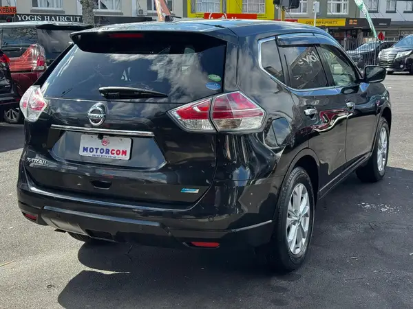2015 Nissan X-Trail 20X EMERGENCY BRAKE PACKAGE Carousel 3