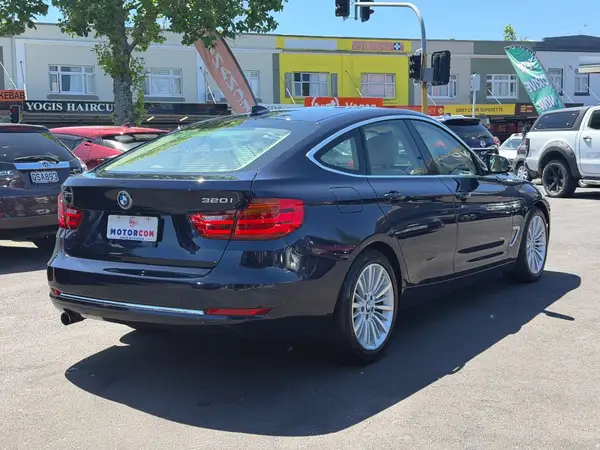 2015 BMW 320i I GRANTURISMO LUXURY LOUNG Carousel 3