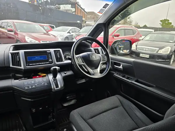 2012 Honda Step Wagon SPADA Z INTERNAVI SELECTION Carousel 1