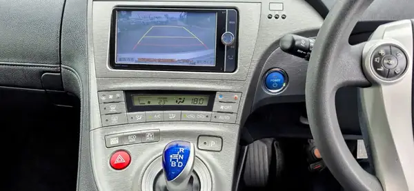 2014 Toyota Prius Carousel 9