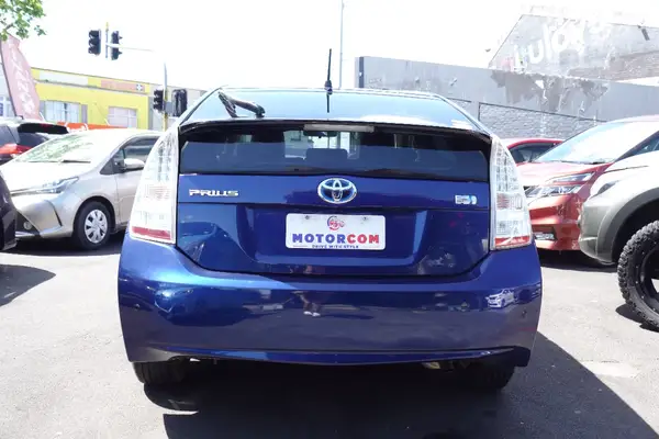 2010 Toyota Prius Carousel 6