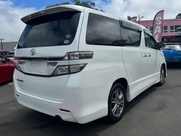2012 Toyota Vellfire 2.4Z Carousel 4
