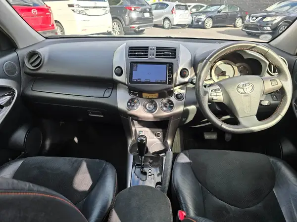 2012 Toyota Vanguard *Down hill assist control, Paddle shifter Carousel 1