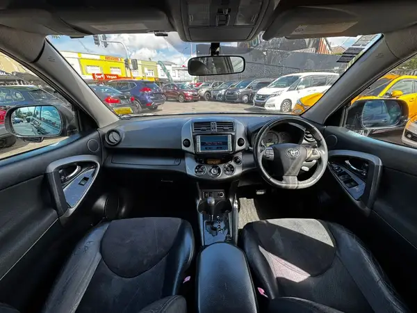 2010 Toyota Vanguard Carousel 7