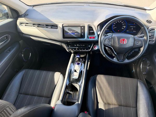 2014 Honda Vezel Z !! LEATHER SEATS !! HYBRID !! Carousel 8