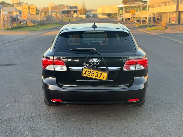 2016 Toyota Avensis BLACK ALLOYS !! PUSH START !! Carousel 18