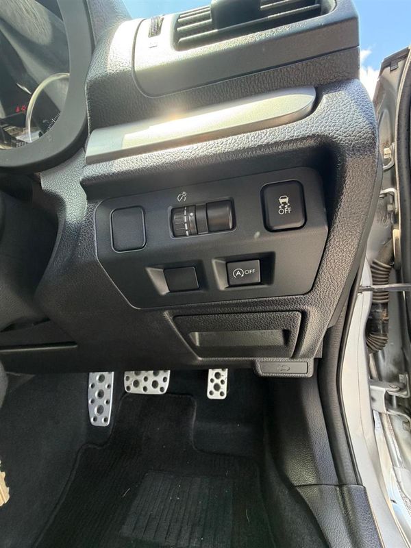 2012 Subaru Impreza ON SPECIAL !! 2.0 !! Carousel 13