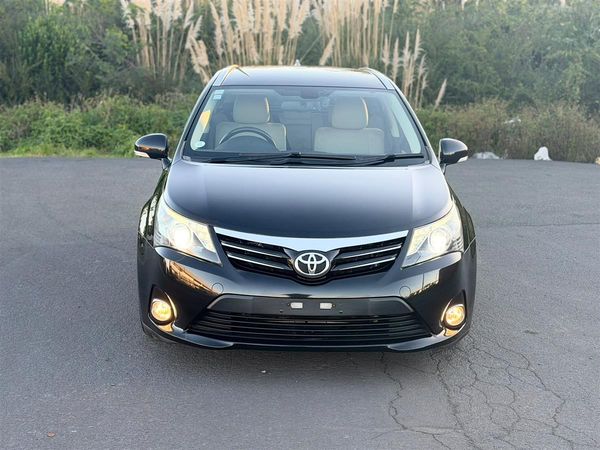 2016 Toyota Avensis BLACK ALLOYS !! PUSH START !! Carousel 2