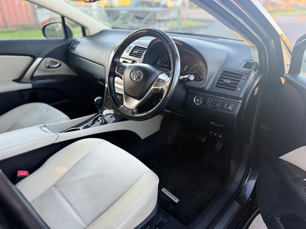 2016 Toyota Avensis BLACK ALLOYS !! PUSH START !! Carousel 9