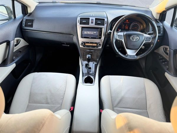 2016 Toyota Avensis BLACK ALLOYS !! PUSH START !! Carousel 8