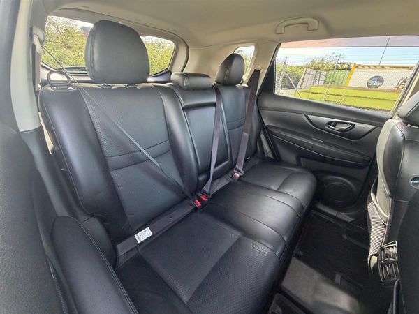 2015 Nissan X-Trail PUSH START !!HEATED SEATS !!360 CAMERA !! Carousel 11