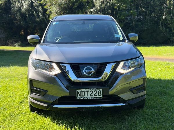 2020 Nissan X-Trail ST 2.5P/6CVT/SW/5DR !! NZ NEW !! Carousel 8