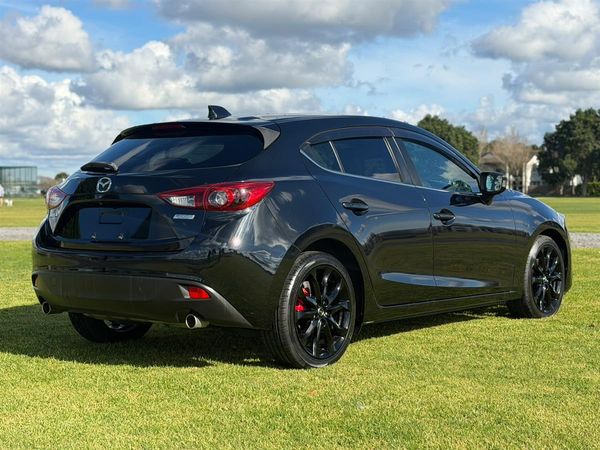 2014 Mazda Axela !! 2.0 S !! BLACK ALLOYS !! Carousel 4