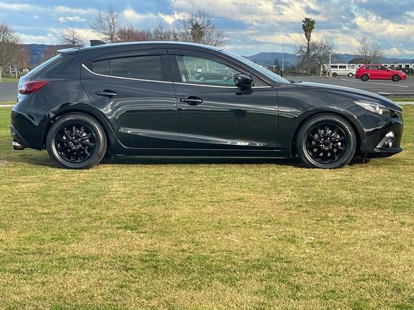 2014 Mazda Axela !! 2.0 SL !! LEATHER & HEATED SEATS !! Carousel 6