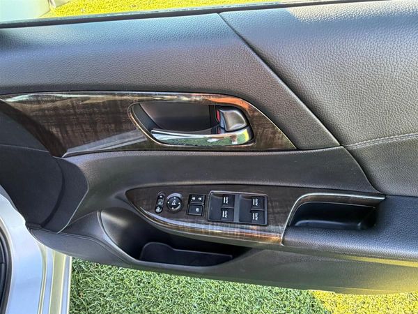 2013 Honda Accord HYBRID !! CRUISE CONTROL !! Carousel 14